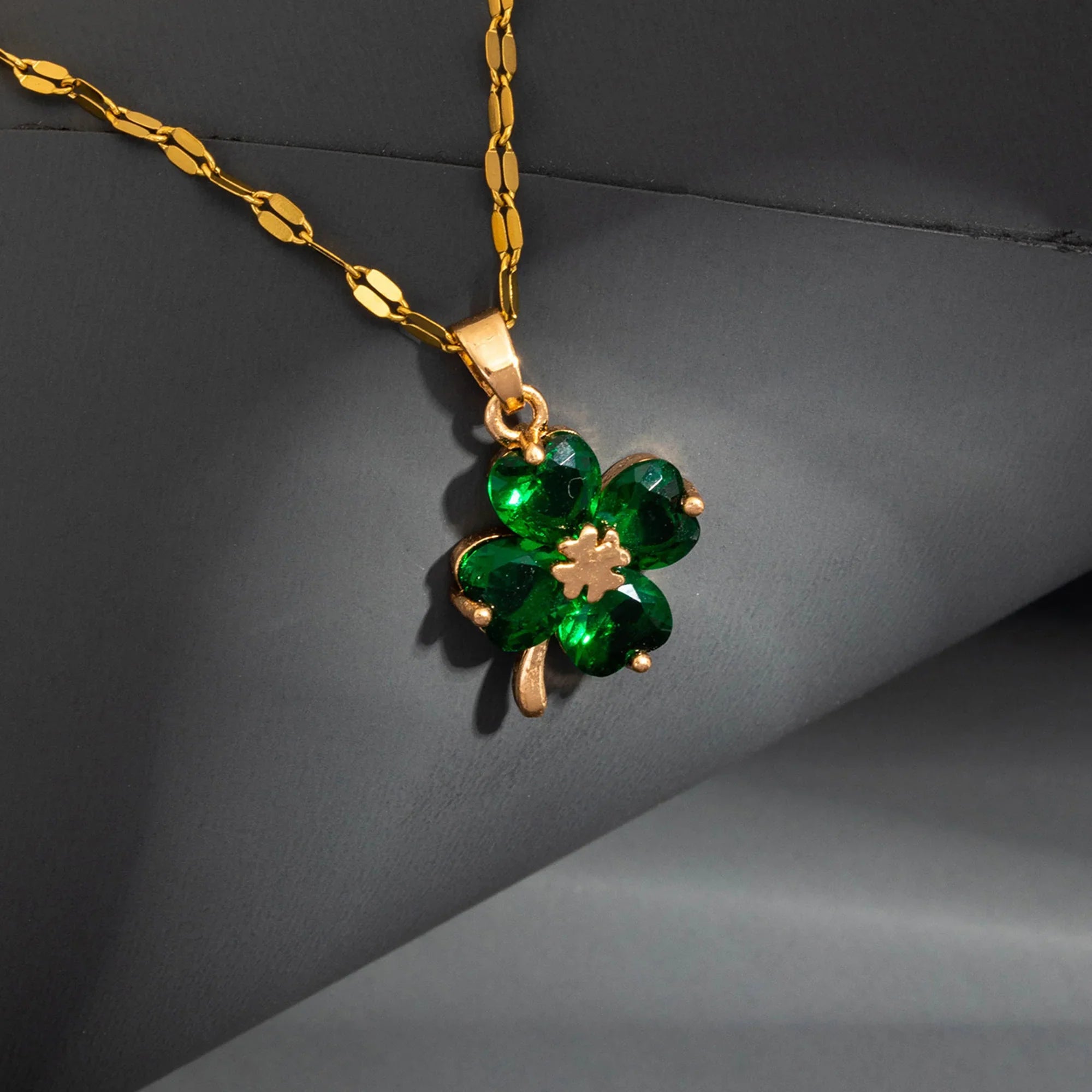 Necklace with Colorful Four-Leaf Clover Pendant gold and green
