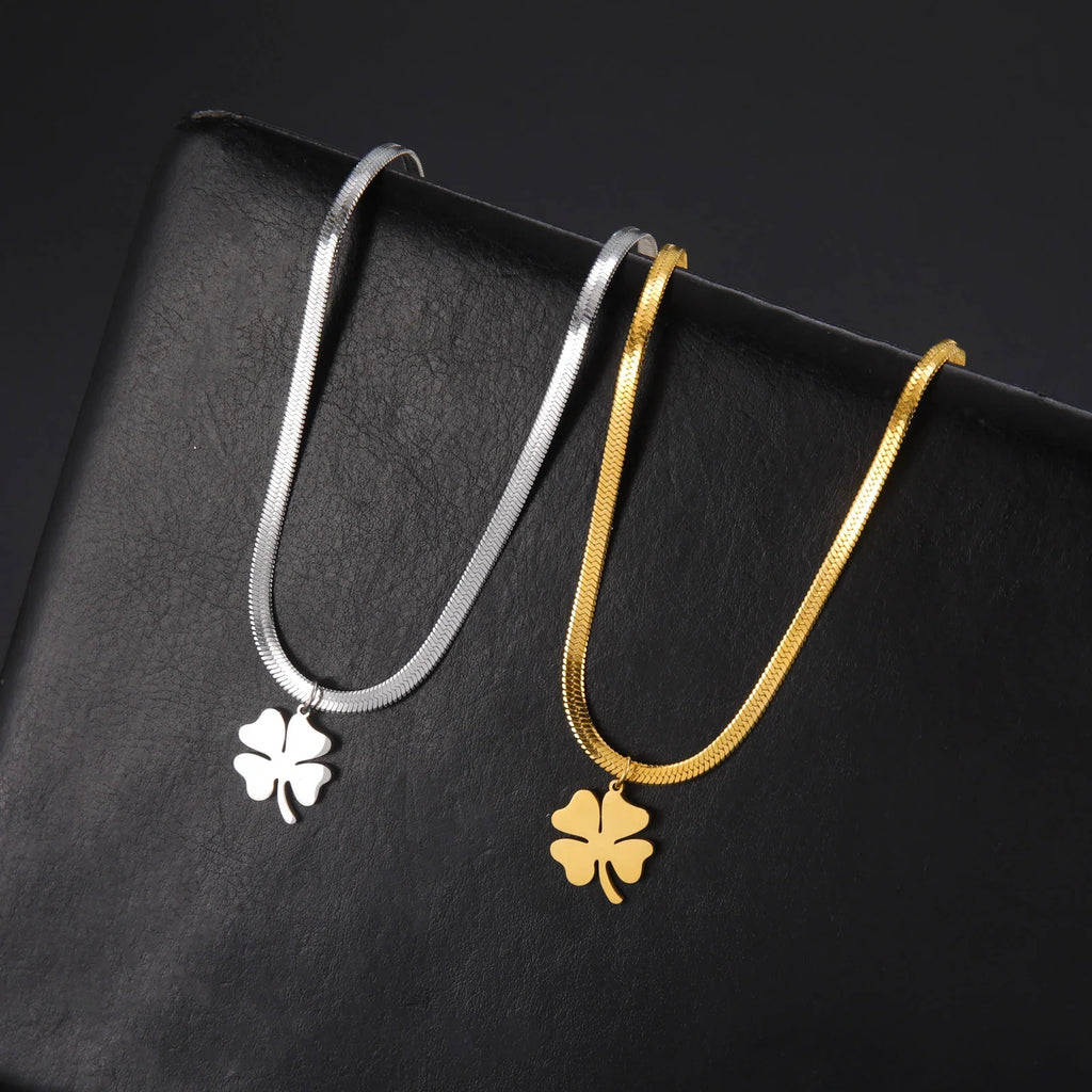 Necklace with Lucky Four-Leaf Clover Pendant Silver