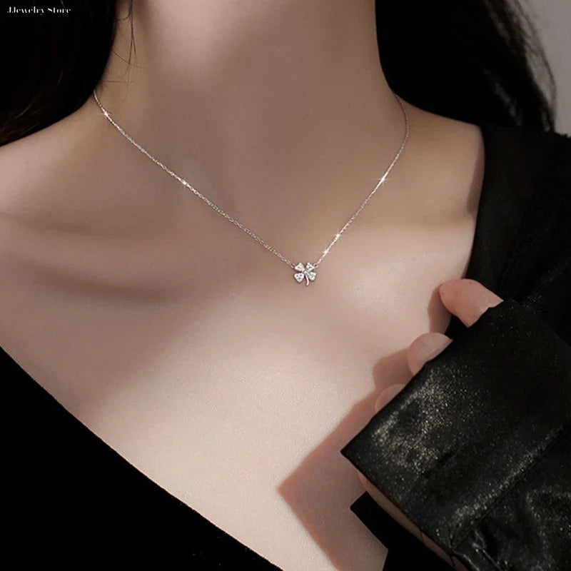 Necklace with 4-Leaf Clover Lucky Charm Pendant for Women