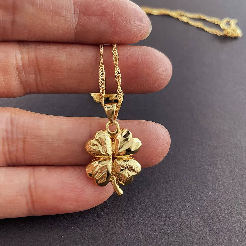 Necklace with 4-Leaf Clover Pendant for Women