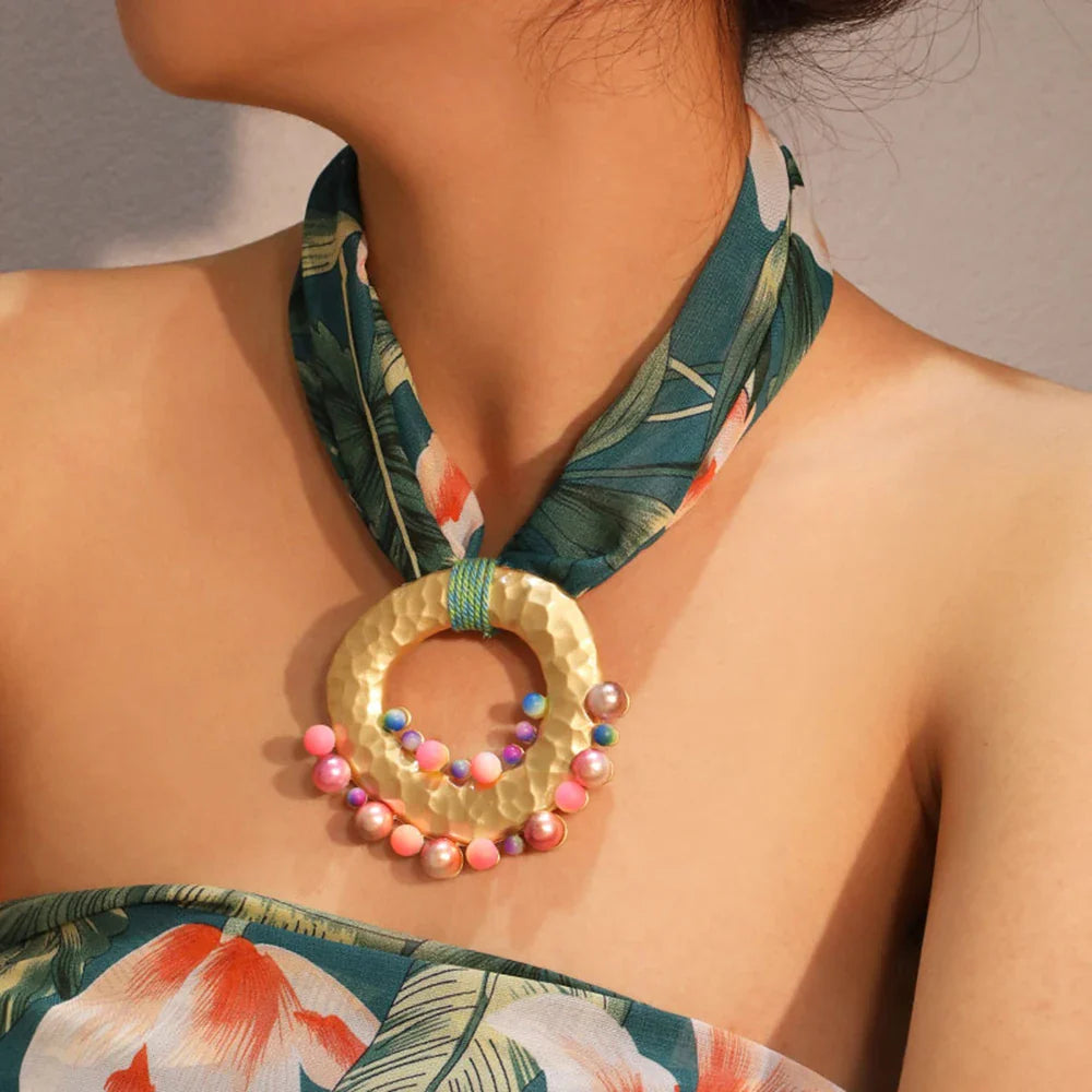 Fabric Necklace with Chic Bohemian Pendant Green