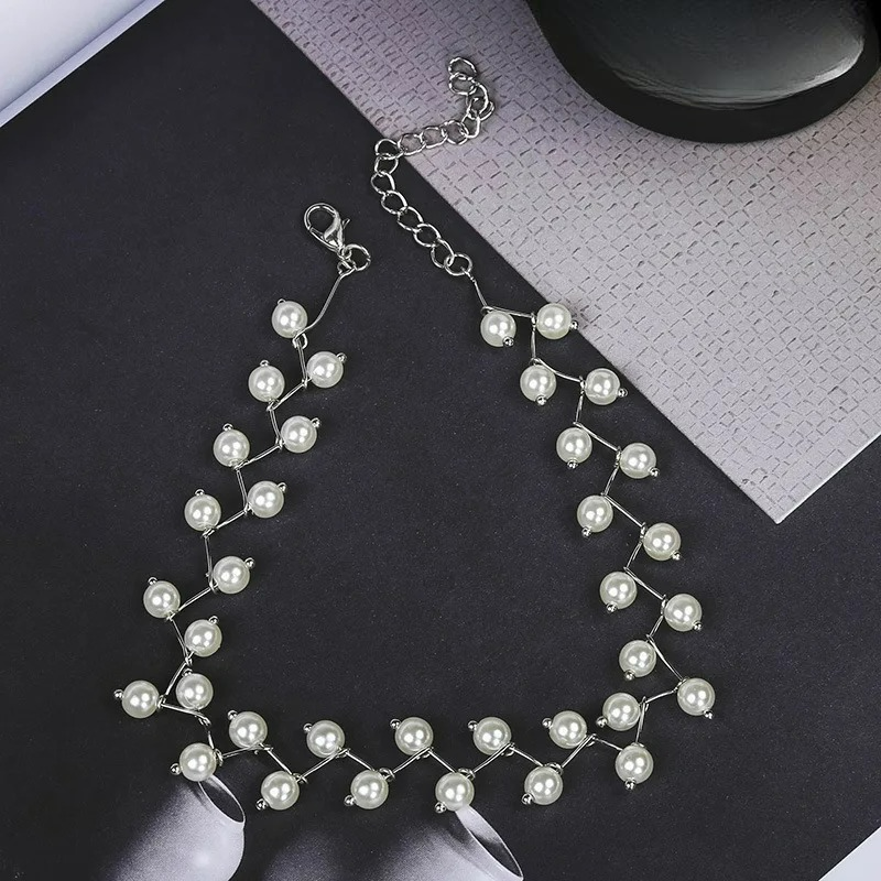 Original Choker Necklace in White Pearls Silver