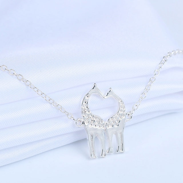 Giraffe Necklace Silver