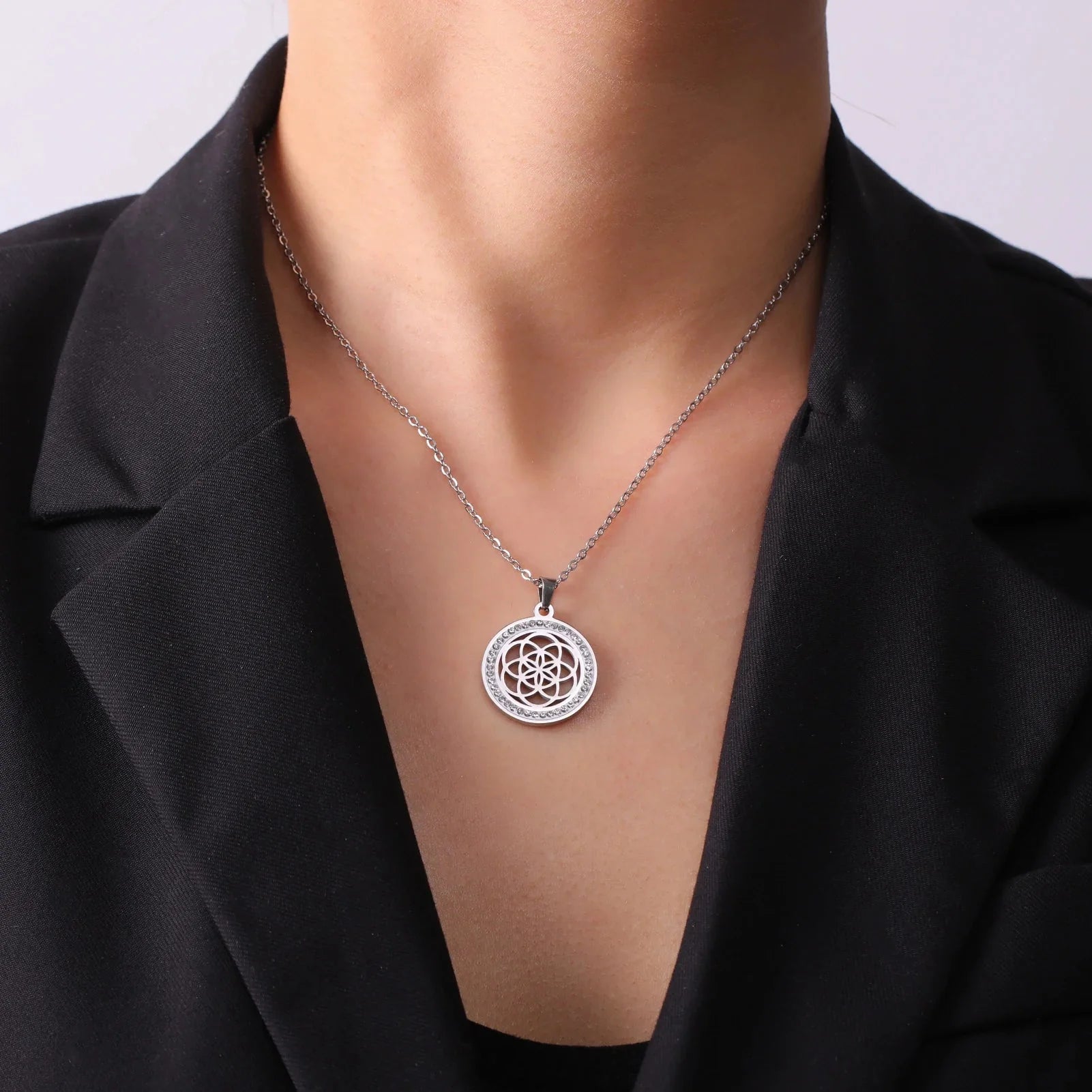 Graine de Vie Necklace Women’s Pendant Flower of Life Silver