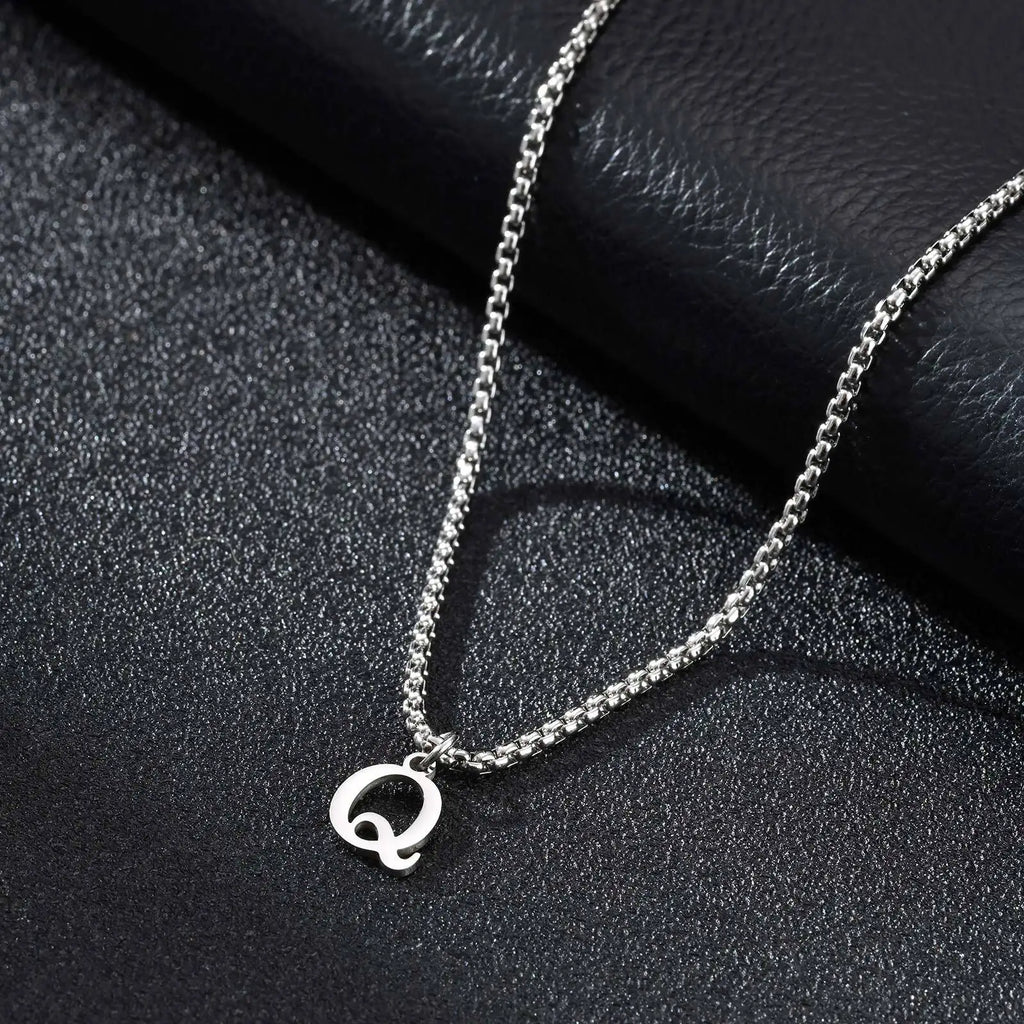 Men's necklace with initial pendant q