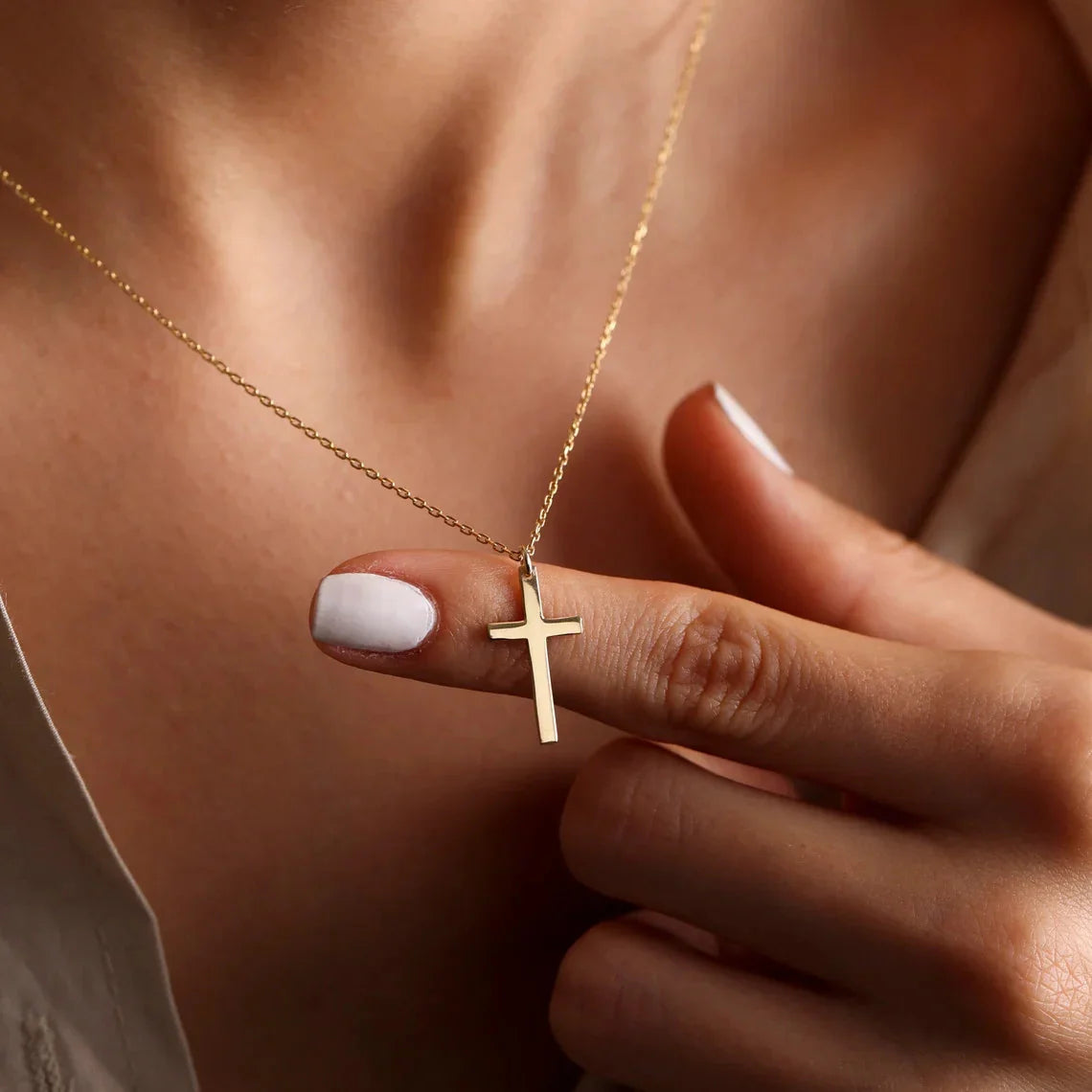 Necklace & Cross Medallion for Women gold