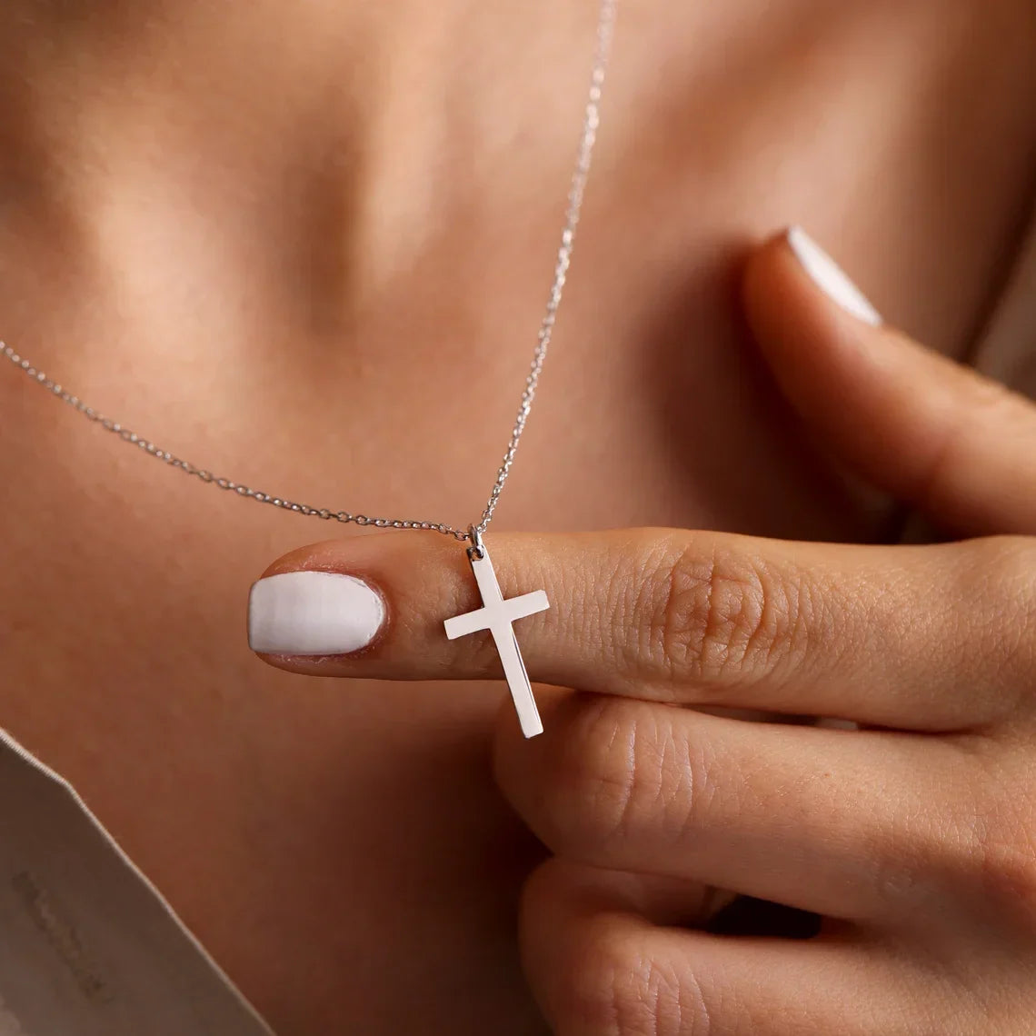 Necklace & Cross Medallion for Women silver