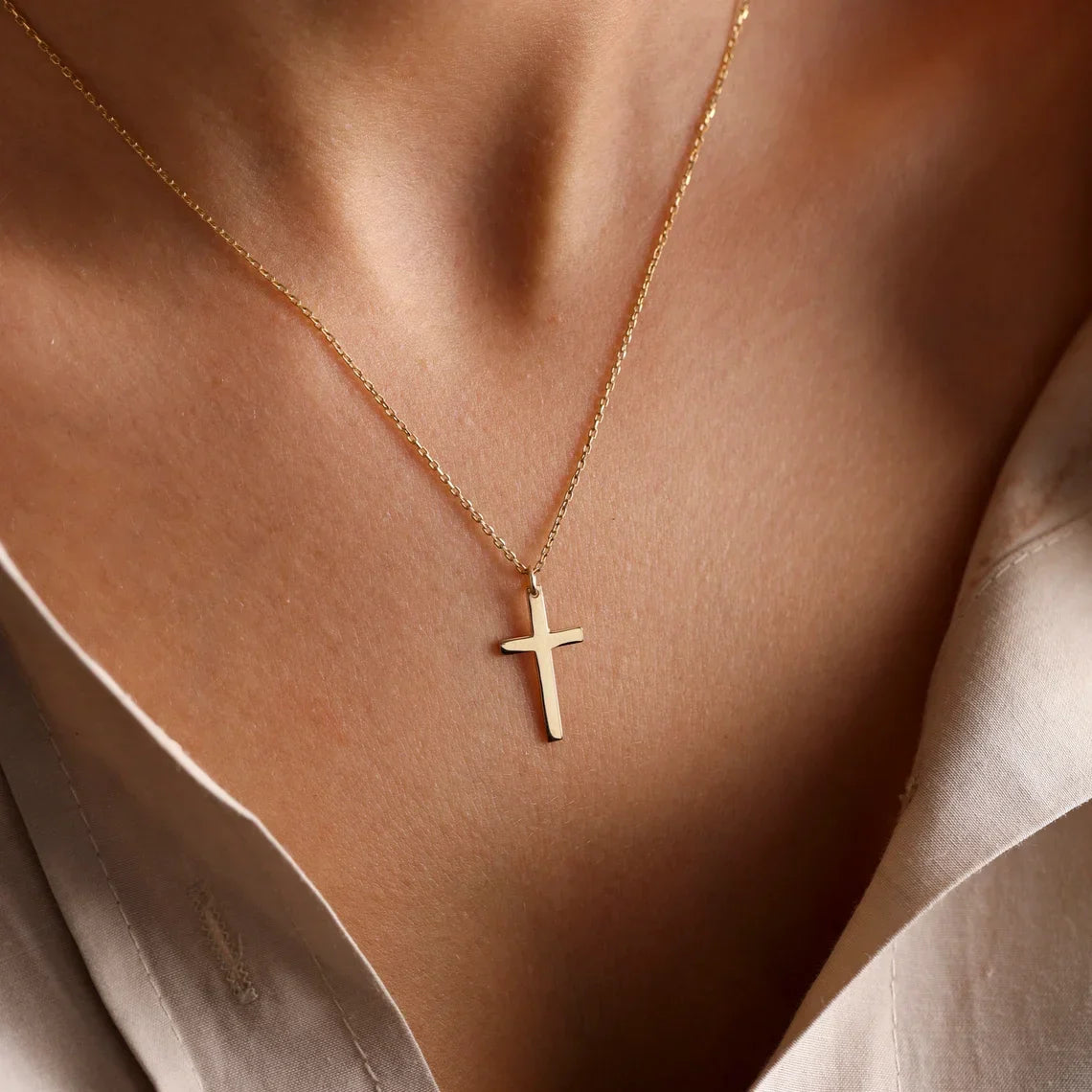 Necklace & Cross Medallion for Women gold