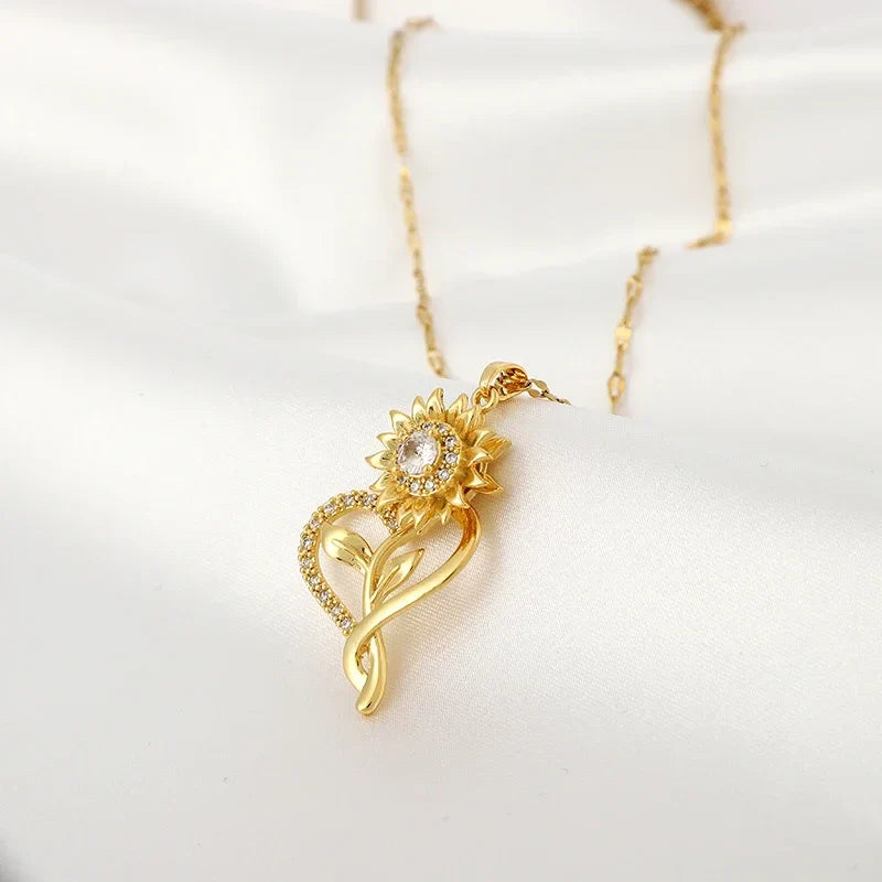 Heart Pendant Necklace with Rotating Sunflower Anti-Stress Feature