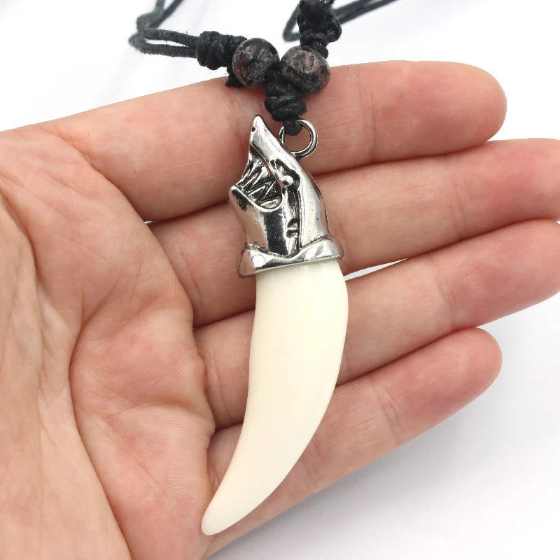 Shark Tooth Pendant Necklace silver