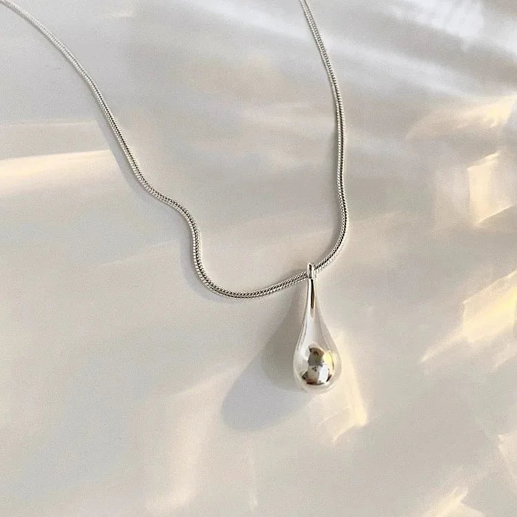 Fine Teardrop Silver Pendant Necklace