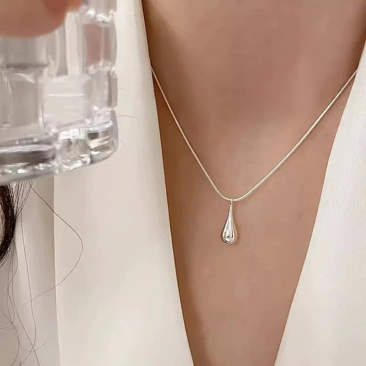 Fine Teardrop Silver Pendant Necklace