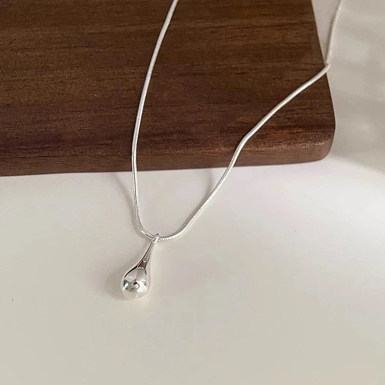 Fine Teardrop Silver Pendant Necklace
