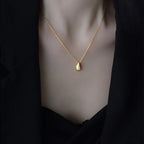 Fine Water Drop Pendant Necklace in gold