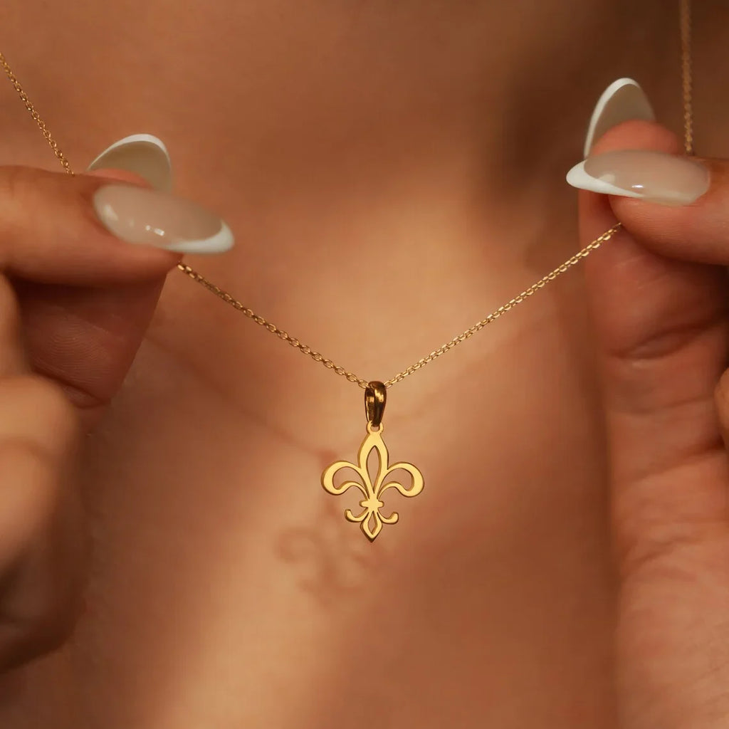 Lily Flower Necklace & Pendant Gold Chain & Medallion