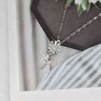 Anti-Stress Rotating Sunflower Flower Pendant Necklace Silver