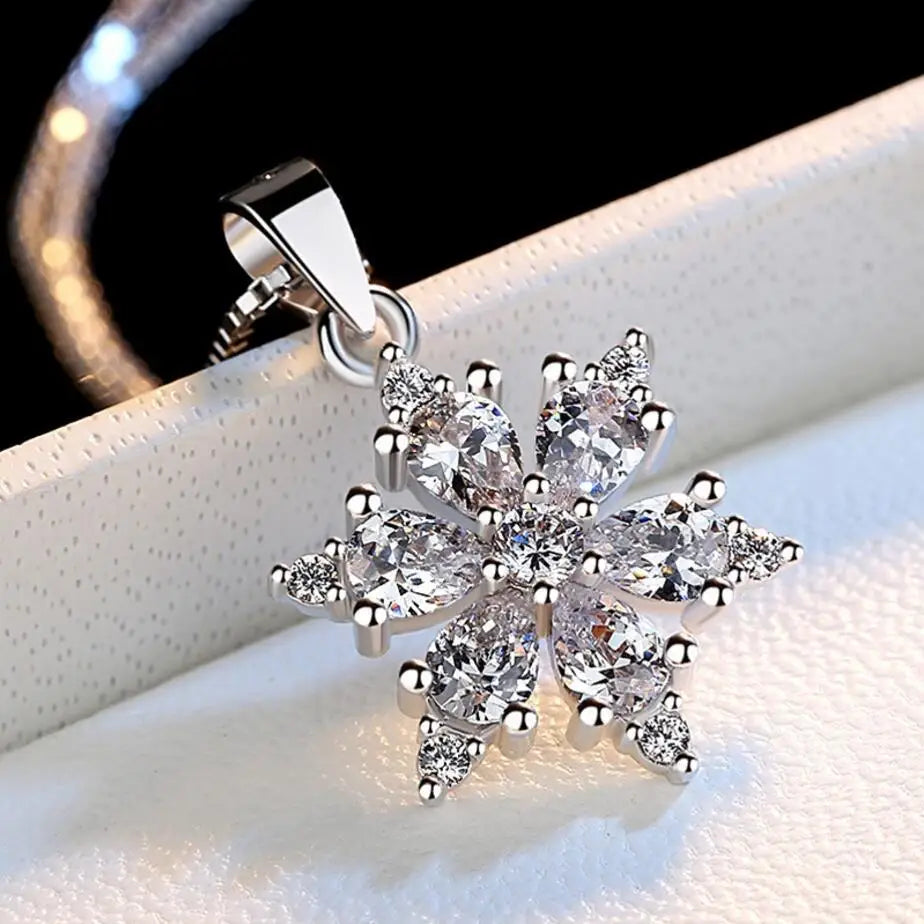 Winter Snowflake Pendant Necklace for Women in Silver