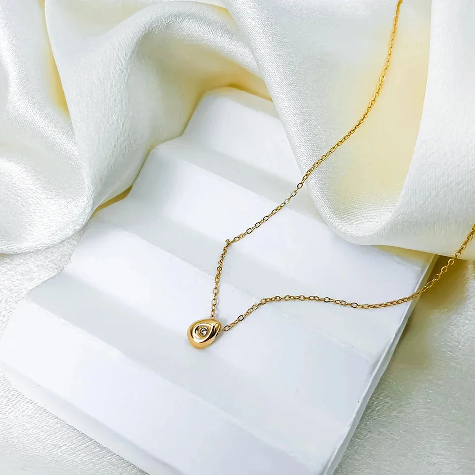 Water Drop Pendant Necklace with Zircon Pearl in gold
