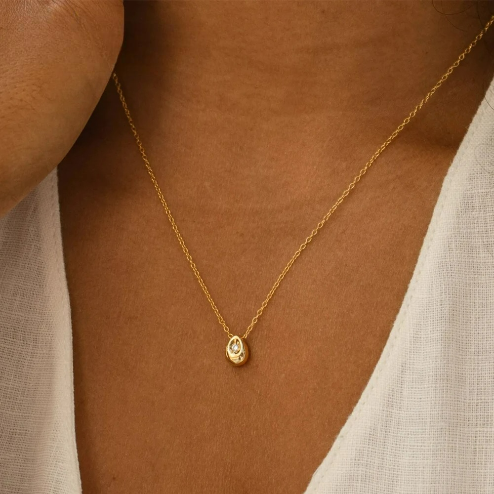 Water Drop Pendant Necklace with Zircon Pearl in gold