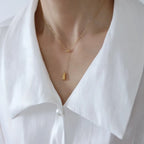 Fine Teardrop Pendant Necklace gold