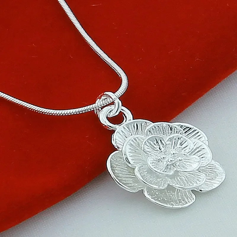 Elegant Large Flower Pendant Necklace Silver-Plated