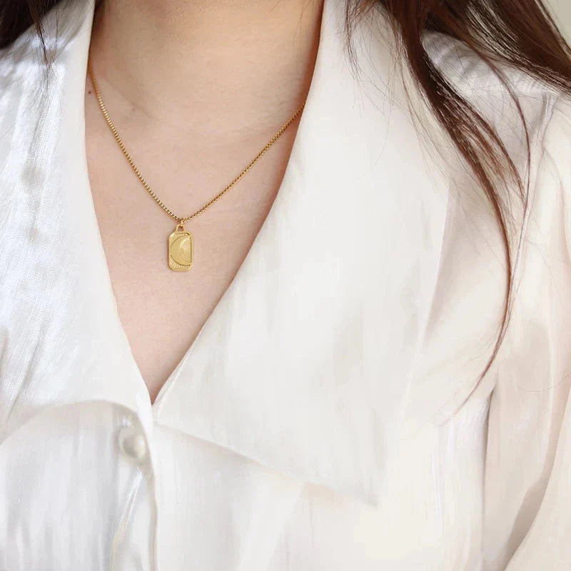 Vintage-Style Moon Pendant Necklace