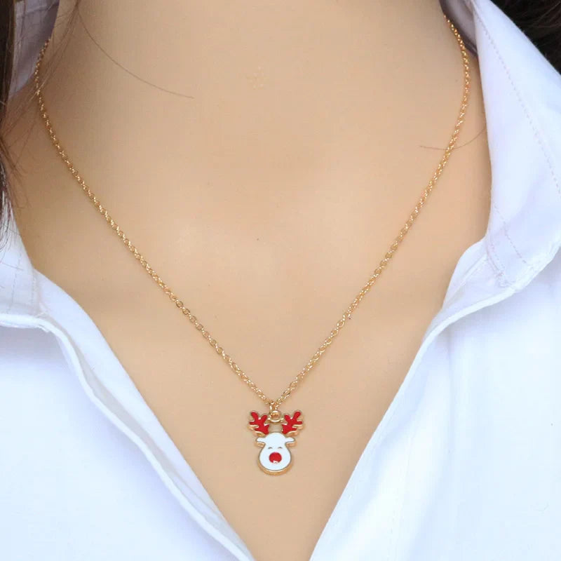 Snow Reindeer Christmas Pendant Necklace