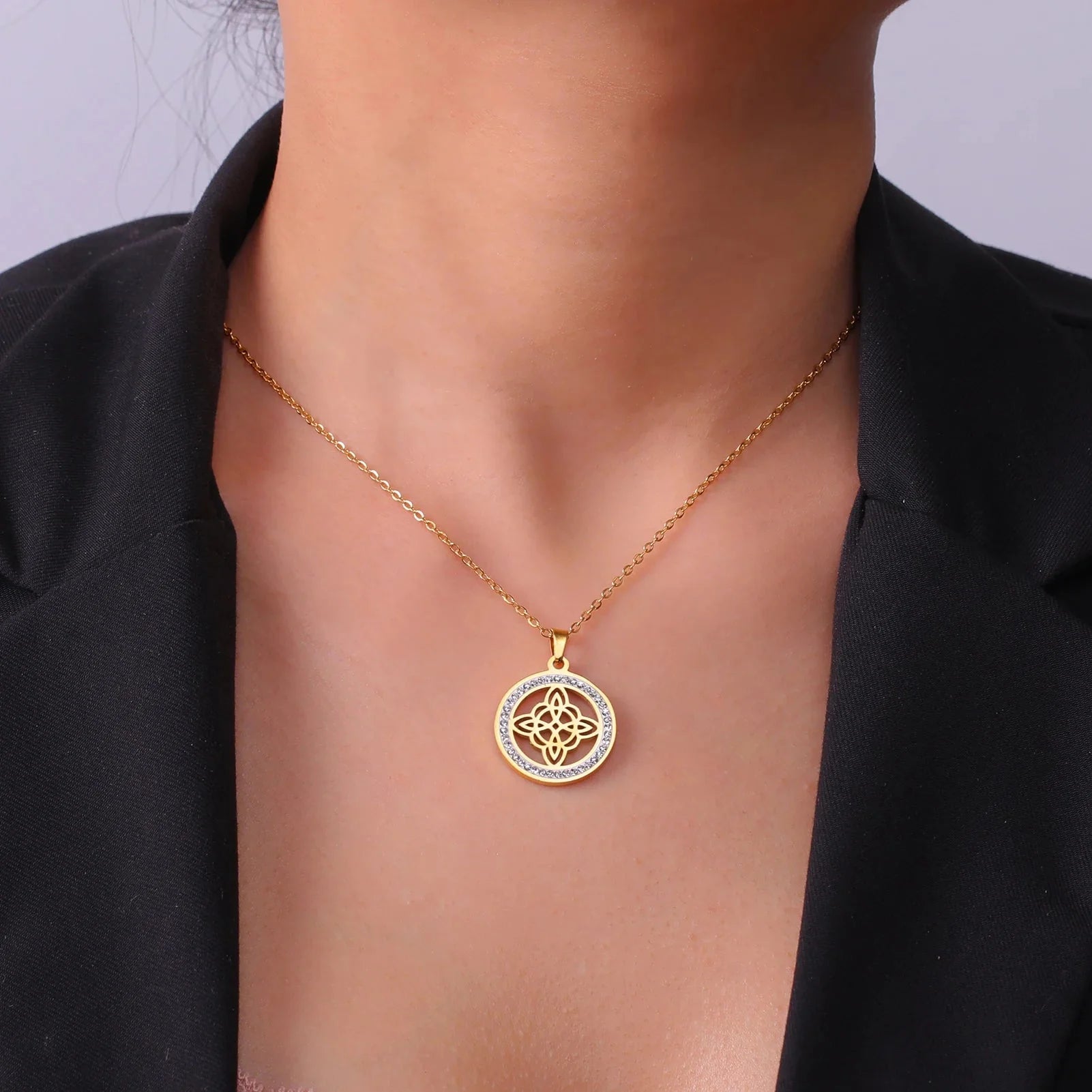 Wiccan Witch's Knot Pendant Necklace Protection Amulet Women gold