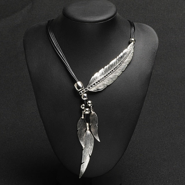 Women's Feather Necklace silver