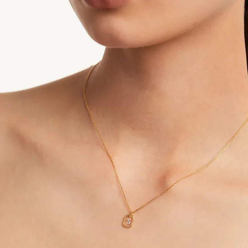 Women’s necklace with hexagonal initial pendant 