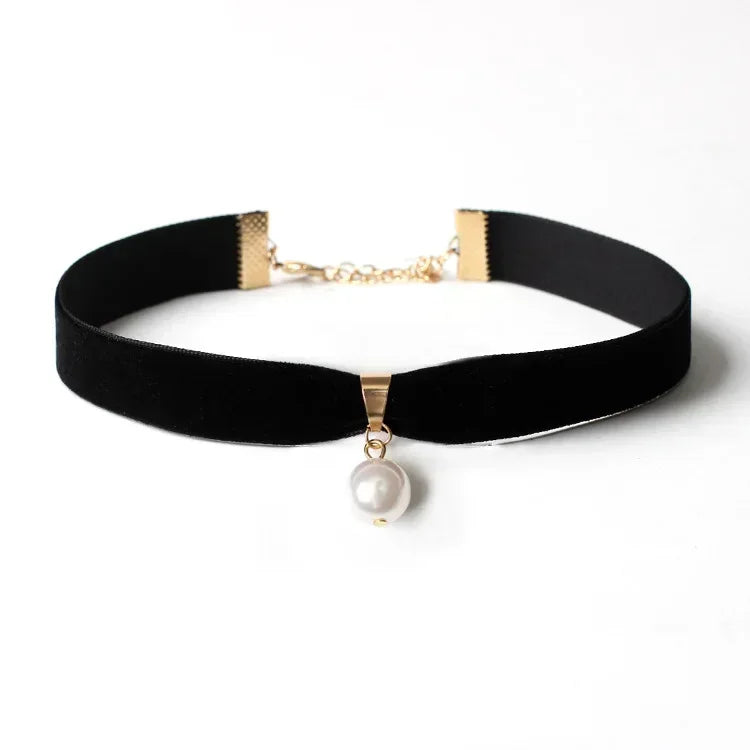 Bohemian Style Necklace with White Pearl Pendant