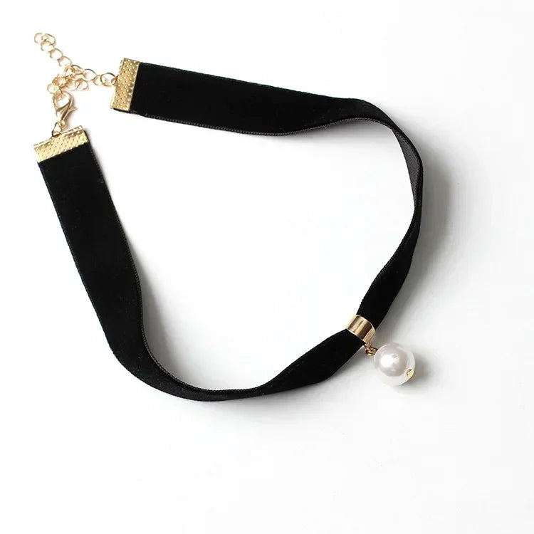 Bohemian Style Necklace with White Pearl Pendant