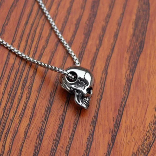 Skull Necklace Silver