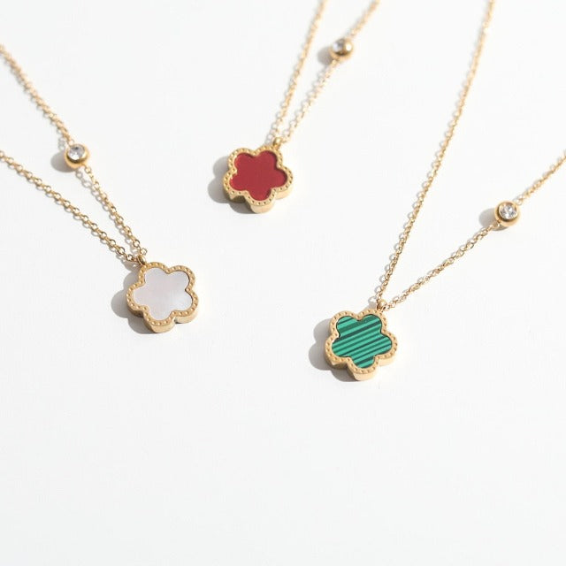 Mother-of-Pearl Clover Necklace with Gold Chain Pendant for Women