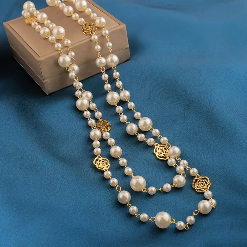 Large Triple Pearl Necklace for Women white