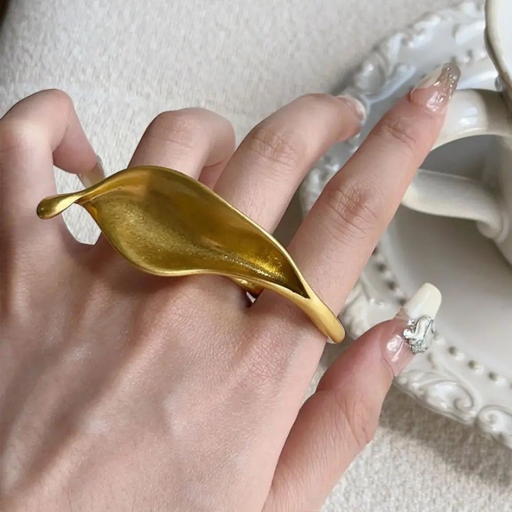 Lily Leaf Gold Ring