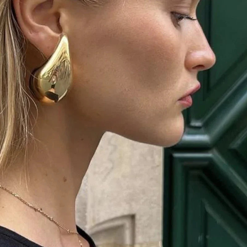Imposing Water Drop Stud Earrings in gold