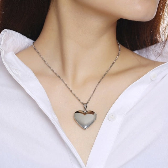 Silver Openable Heart Photo Pendant